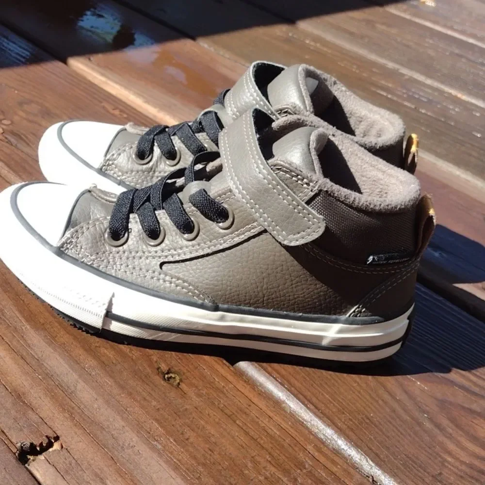 Converse Check Taylor Gray All Star Malden Street Sneaker Size 13 Youth